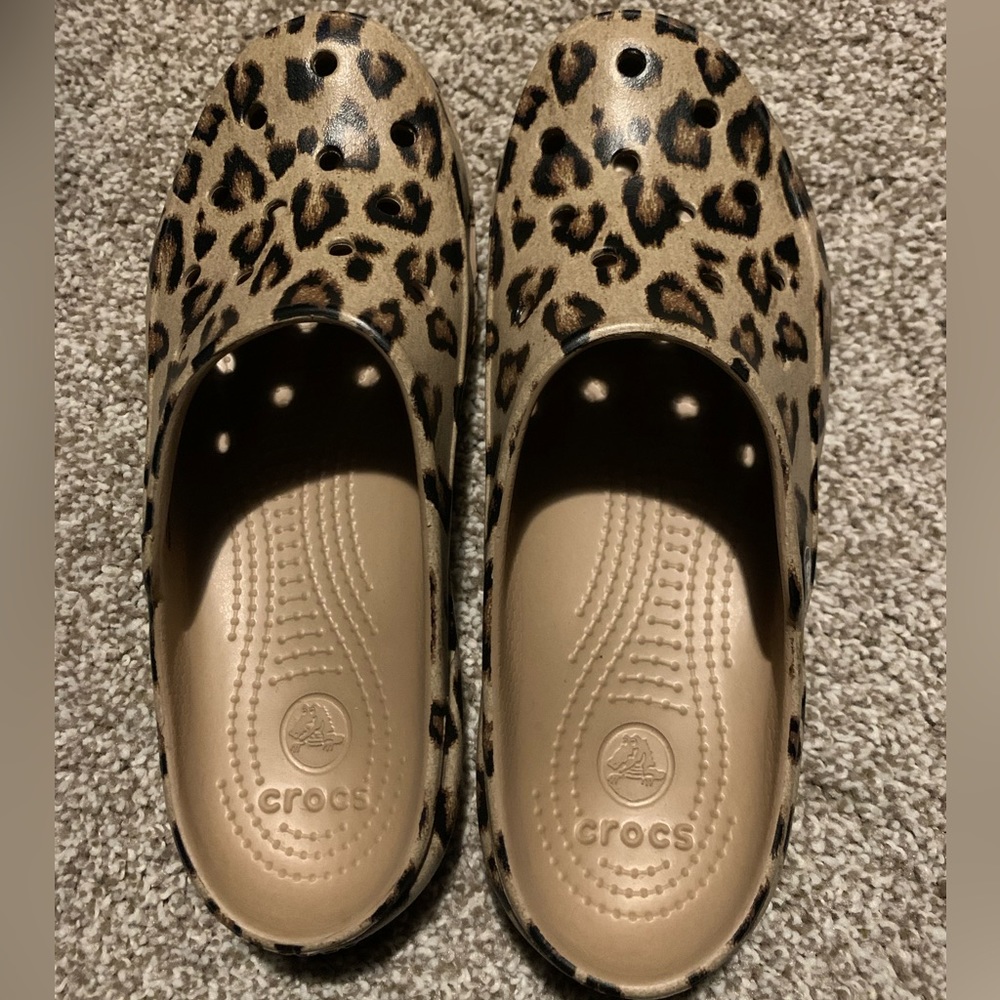 Women Leopard Slip On Crocs